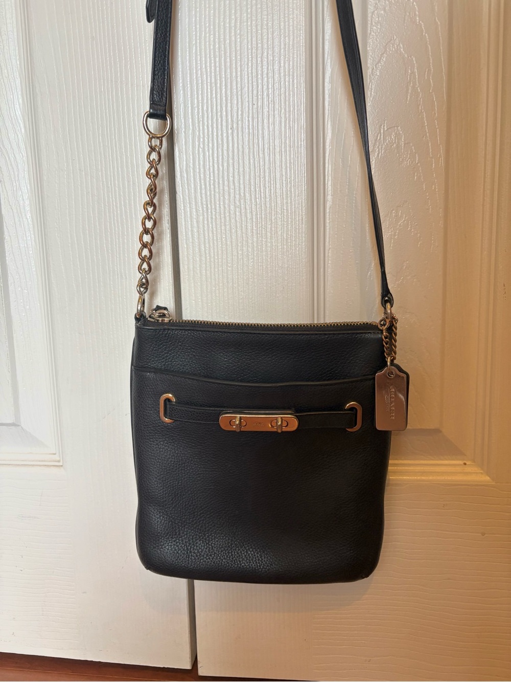 Coach Black Swagger Swingpack Polished Pebbled Leather Crossbody Bag